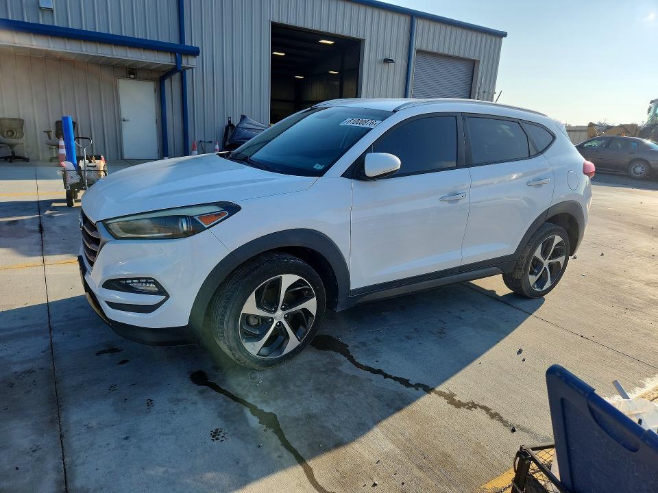2016 Hyundai Tucson მანქანა იყიდება აუქციონზე, vin: KM8J3CA29GU259923, აუქციონის ნომერი: 61000876