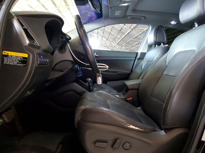 60063356 :رقم المزاد ، KM8J33A26HU331372 vin ، 2017 Hyundai Tucson مزاد بيع