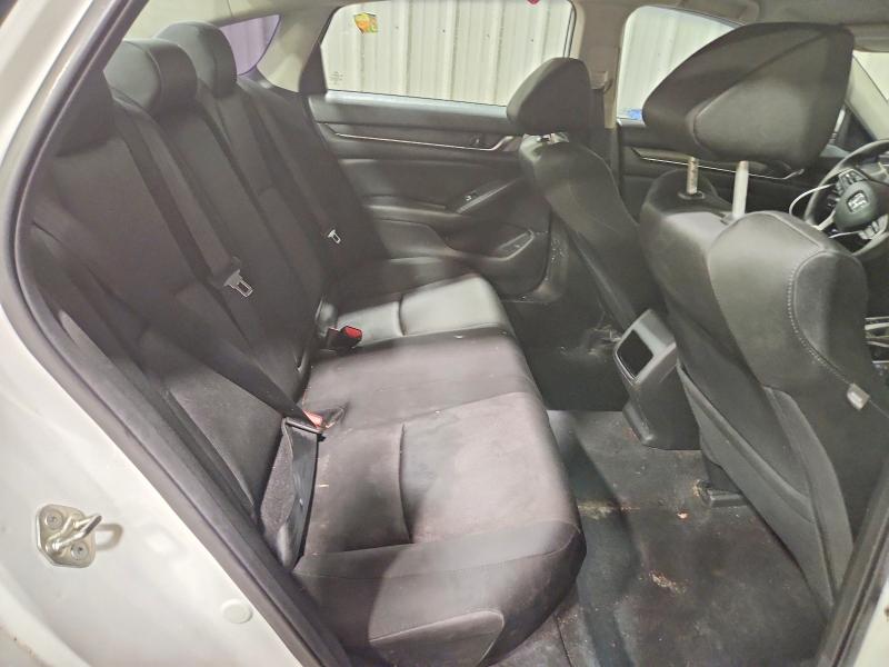 63027386 :رقم المزاد ، 1HGCV1F18KA100575 vin ، 2019 Honda Accord مزاد بيع