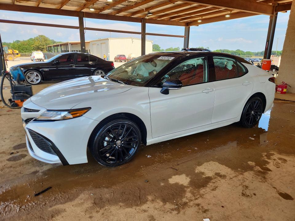 59262896 :رقم المزاد ، 4T1K61AK6RU252642 vin ، 2024 Toyota Camry مزاد بيع