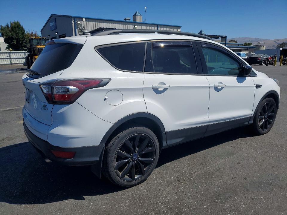 Aukcja sprzedaży 2017 Ford Escape, vin: 1FMCU0GD0HUB44934, numer aukcji: 60840736