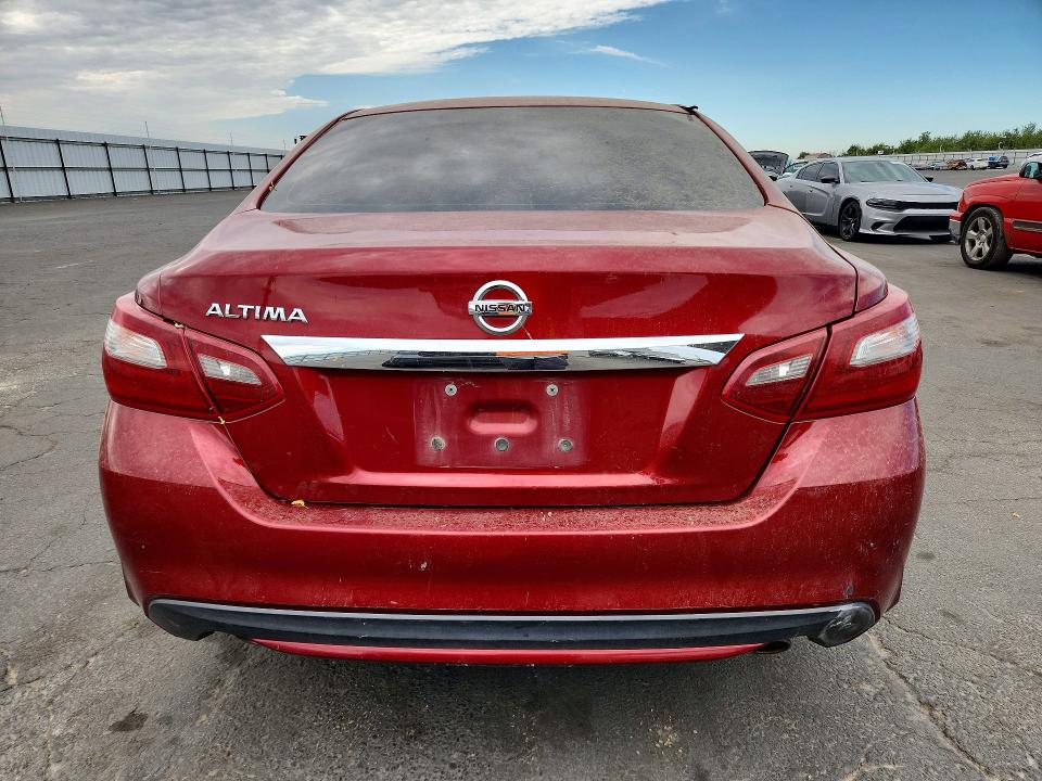 62059946 :رقم المزاد ، 1N4AL3AP3JC202426 vin ، 2018 Nissan Altima مزاد بيع