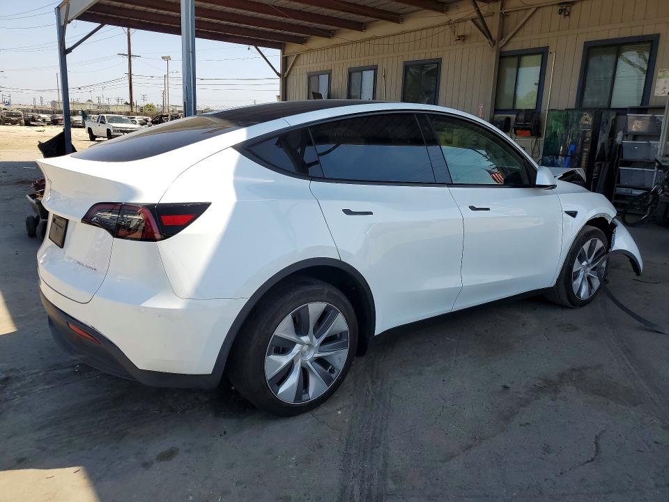 Продажа на аукционе авто 2023 Tesla Model Y, vin: 7SAYGDEE3PA113544, номер лота: 63183626