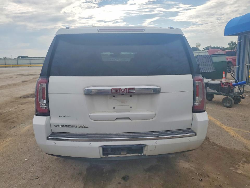 Продажа на аукционе авто 2017 Gmc Yukon Xl, vin: 1GKS2HKJ0HR255878, номер лота: 61152586