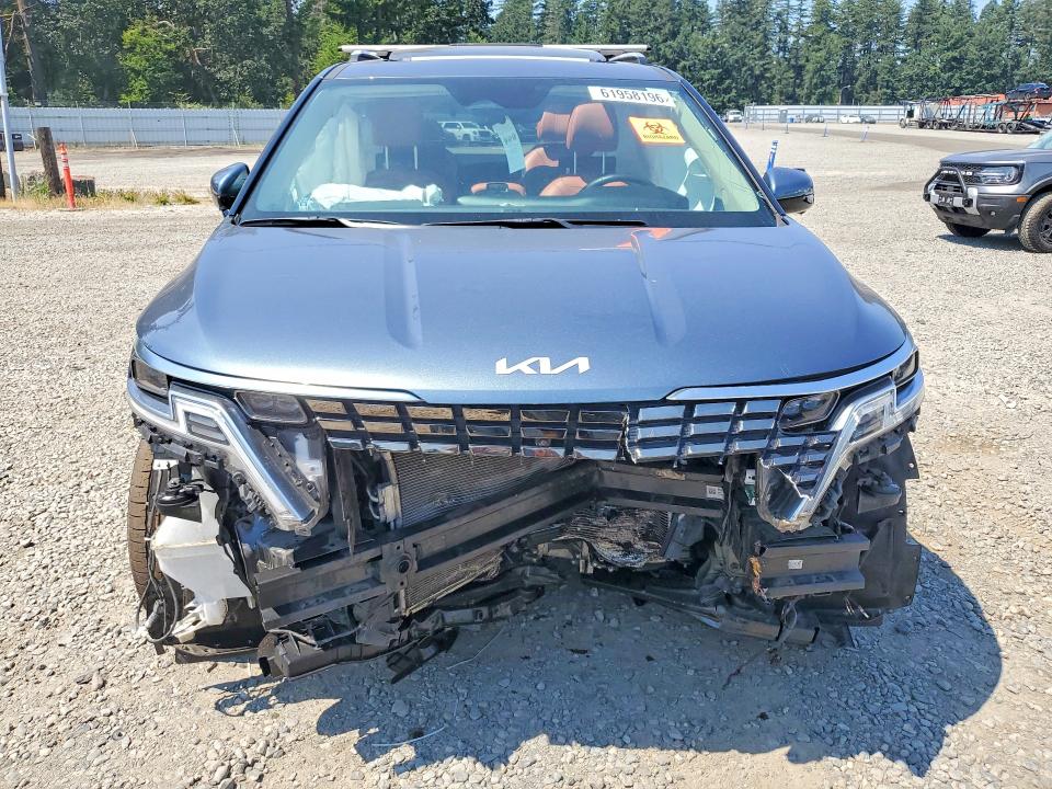 Продажа на аукционе авто 2022 Kia Carnival, vin: KNDNE5H34N6092009, номер лота: 61958196