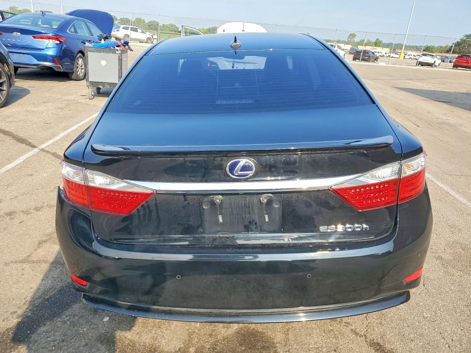 59732276 :رقم المزاد ، JTHBW1GG8D2003995 vin ، 2013 Lexus Es مزاد بيع