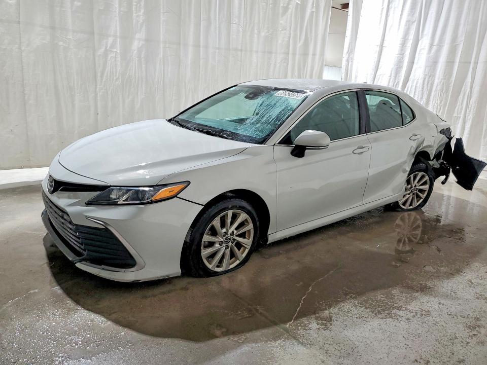 Продажа на аукционе авто 2023 Toyota Camry, vin: 4T1C11AK1PU111672, номер лота: 60924396