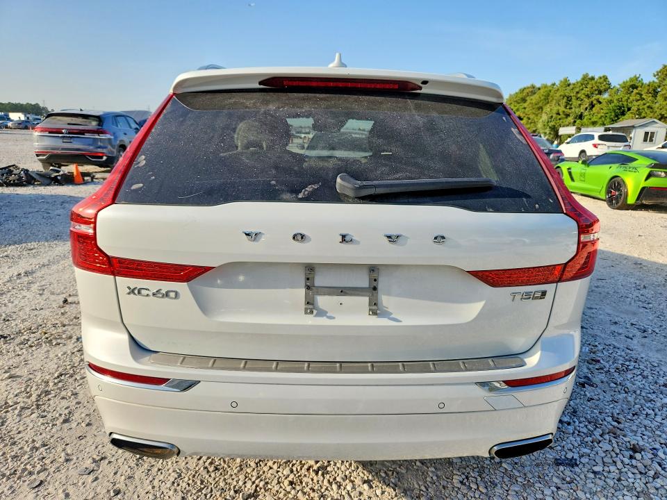 Продажа на аукционе авто 2018 Volvo Xc60, vin: YV4102RL9J1045895, номер лота: 61764846