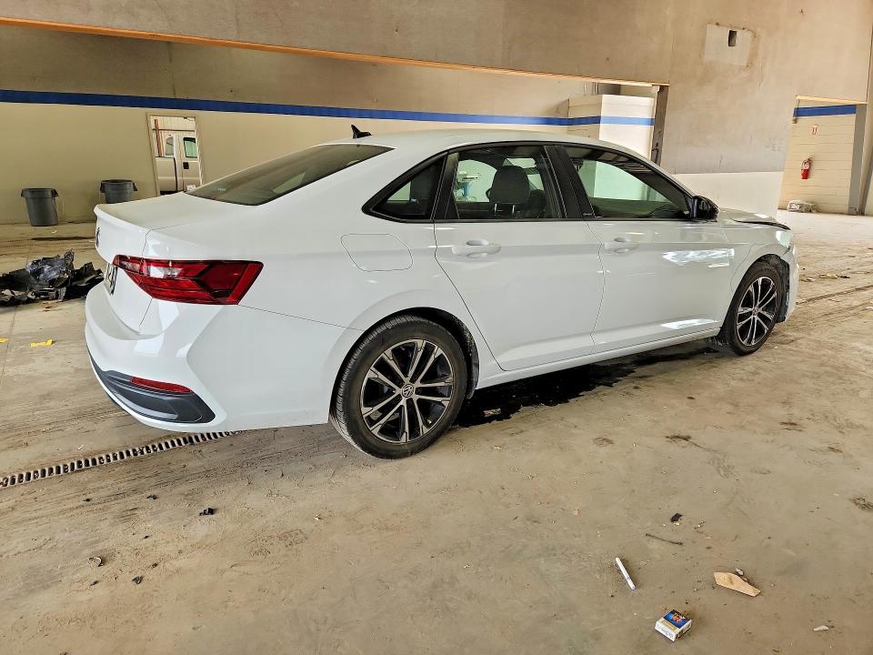 Aukcja sprzedaży 2023 Volkswagen Jetta, vin: 3VWBM7BU0PM025782, numer aukcji: 61195716