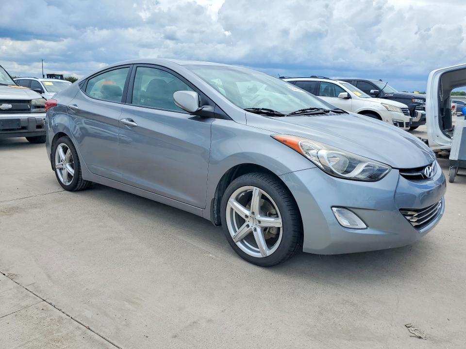 60405476 :رقم المزاد ، KMHDH4AE5DU518899 vin ، 2013 Hyundai Elantra مزاد بيع