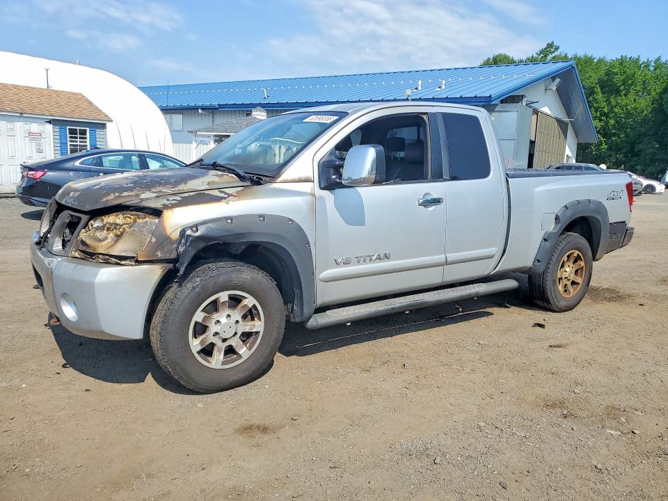 62696556 :رقم المزاد ، 1N6AA06B05N572445 vin ، 2005 Nissan Titan مزاد بيع