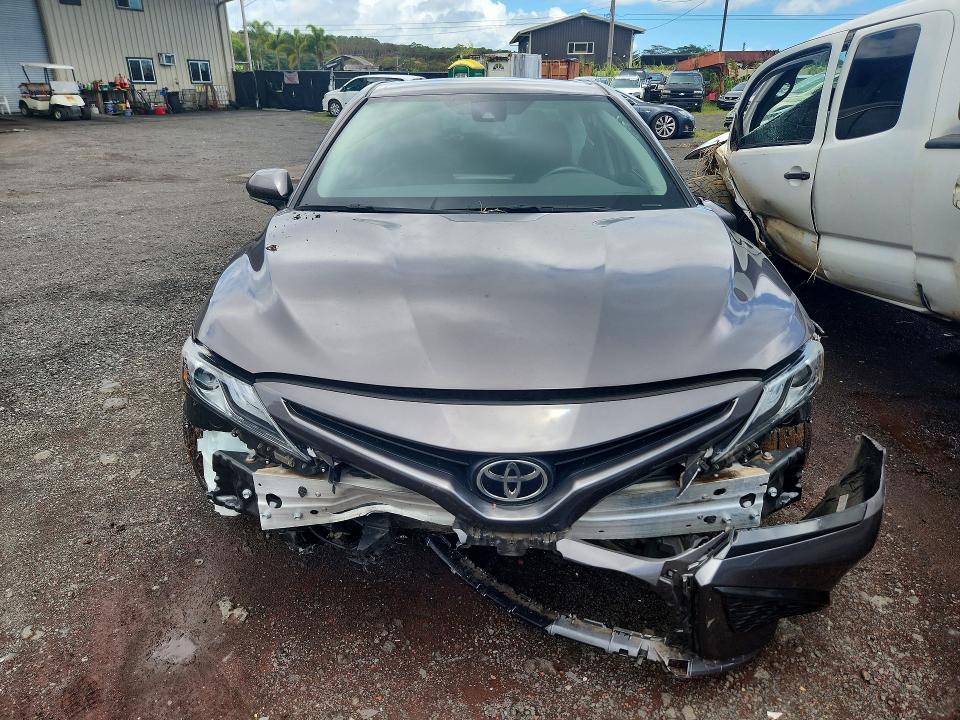 2022 Toyota Camry მანქანა იყიდება აუქციონზე, vin: 4T1K61AK5NU051826, აუქციონის ნომერი: 61049676