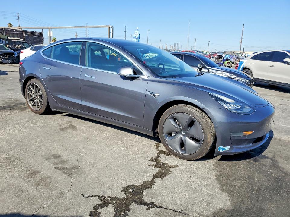 2020 Tesla Model 3 მანქანა იყიდება აუქციონზე, vin: 5YJ3E1EB3LF802935, აუქციონის ნომერი: 63056466