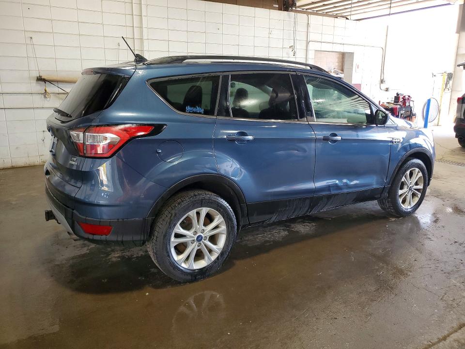 Продажа на аукционе авто 2018 Ford Escape, vin: 1FMCU9GD1JUB13573, номер лота: 58291496