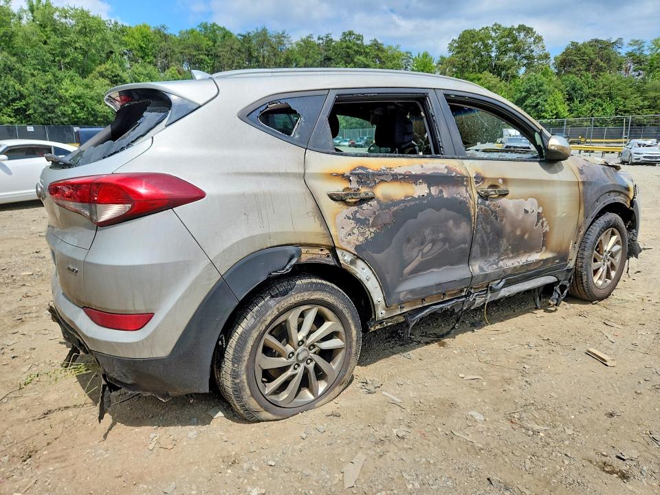 2018 Hyundai Tucson მანქანა იყიდება აუქციონზე, vin: KM8J3CA48JU649405, აუქციონის ნომერი: 62988066