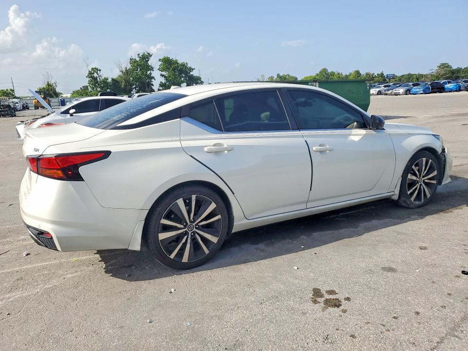 60722906 :رقم المزاد ، 1N4BL4CV6LC177255 vin ، 2020 Nissan Altima مزاد بيع