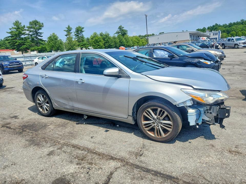 Aukcja sprzedaży 2015 Toyota Camry, vin: 4T1BF1FK8FU977812, numer aukcji: 60863486