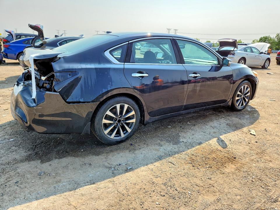 62995556 :رقم المزاد ، 1N4AL3AP4HC154395 vin ، 2017 Nissan Altima مزاد بيع