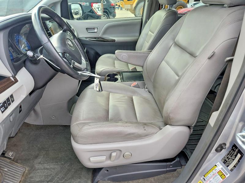 Продаж на аукціоні авто 2017 Toyota Sienna, vin: 5TDYZ3DC0HS822031, номер лоту: 61188106