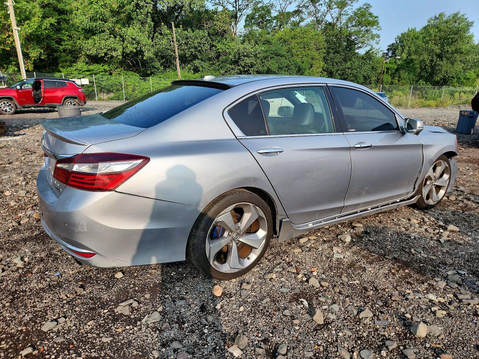 Продажа на аукционе авто 2017 Honda Accord, vin: 1HGCR3F93HA026349, номер лота: 61574446
