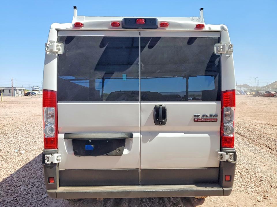 59991646 :رقم المزاد ، 3C6TRVAG4LE105493 vin ، 2020 Ram Promaster 1500 مزاد بيع