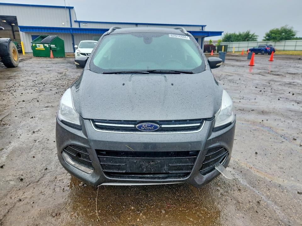 Продажа на аукционе авто 2015 Ford Escape, vin: 1FMCU9J93FUB11304, номер лота: 62914466