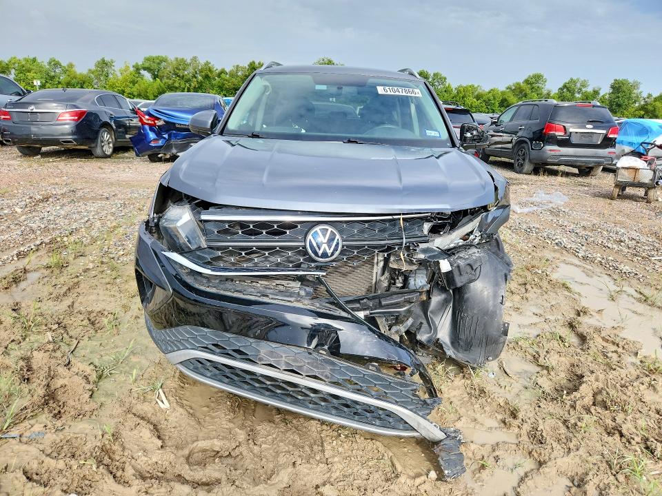 2022 Volkswagen Taos მანქანა იყიდება აუქციონზე, vin: 3VVWX7B21NM044432, აუქციონის ნომერი: 61047866