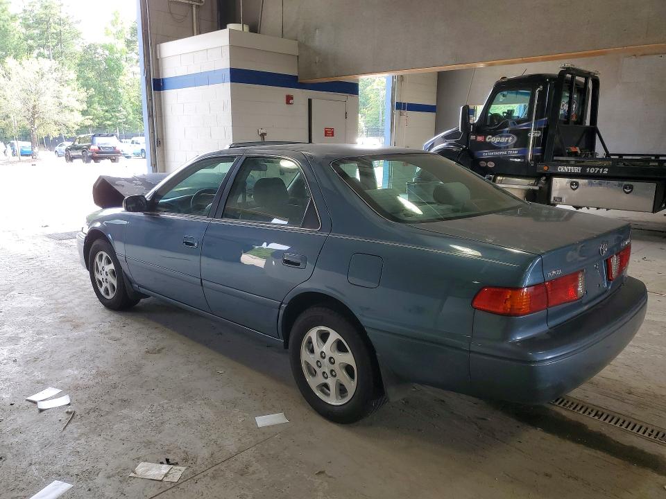 62430406 :رقم المزاد ، 4T1BG22K6YU743339 vin ، 2000 Toyota Camry مزاد بيع
