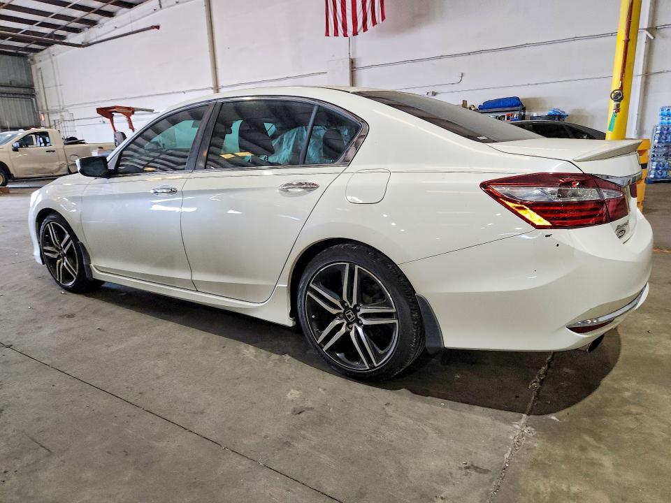 Aukcja sprzedaży 2017 Honda Accord, vin: 1HGCR2F67HA183351, numer aukcji: 61844396