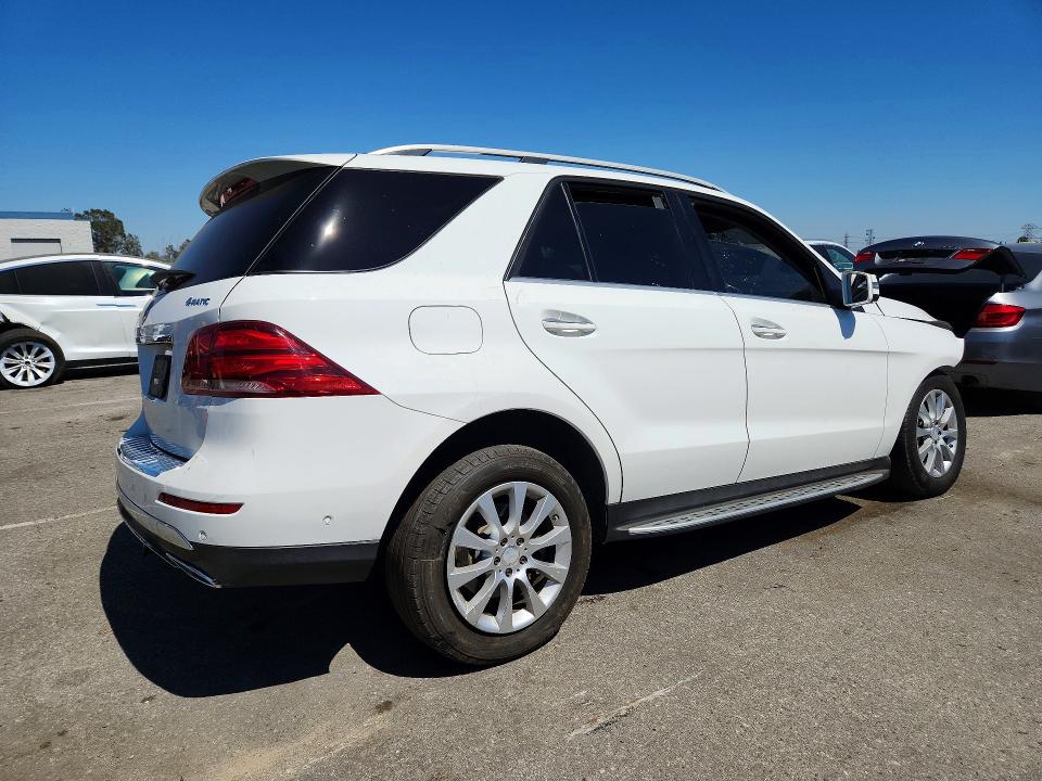 Продажа на аукционе авто 2016 Mercedes-benz Gle, vin: 4JGDA0EBXGA664508, номер лота: 60836496