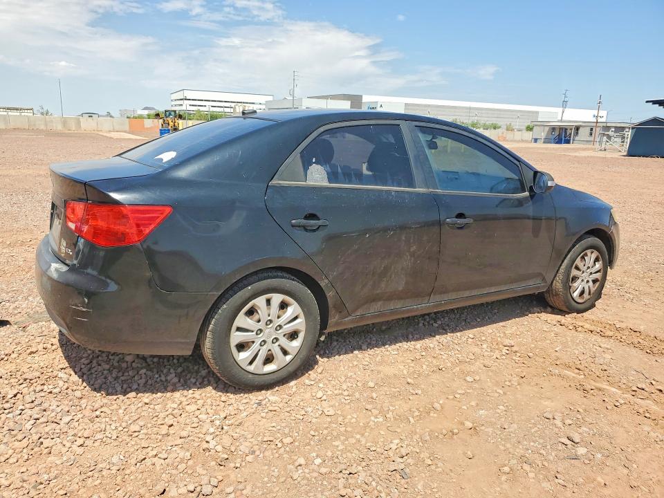 2010 Kia Forte მანქანა იყიდება აუქციონზე, vin: KNAFU4A28A5129871, აუქციონის ნომერი: 61221896