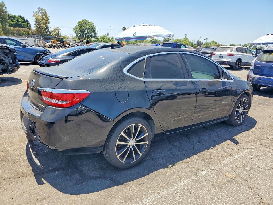 Продаж на аукціоні авто 2017 Buick Verano, vin: 1G4PR5SK1H4113021, номер лоту: 63044006
