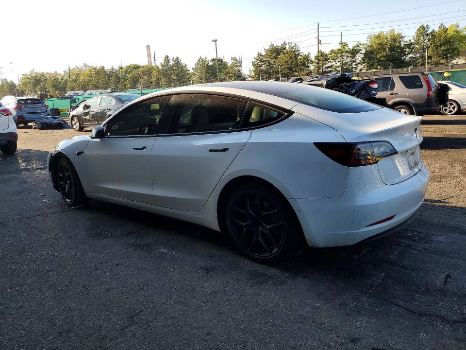 Продажа на аукционе авто 2018 Tesla Model 3, vin: 5YJ3E1EBXJF081400, номер лота: 61976656