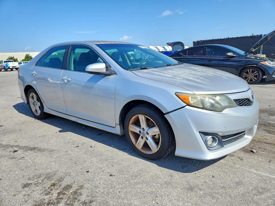 2012 Toyota Camry მანქანა იყიდება აუქციონზე, vin: 4T1BF1FK4CU061124, აუქციონის ნომერი: 61360806