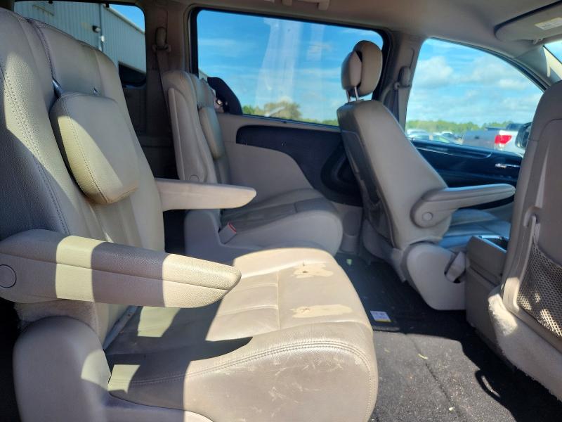 2016 Chrysler Town & Country მანქანა იყიდება აუქციონზე, vin: 2C4RC1BG2GR137892, აუქციონის ნომერი: 61114816