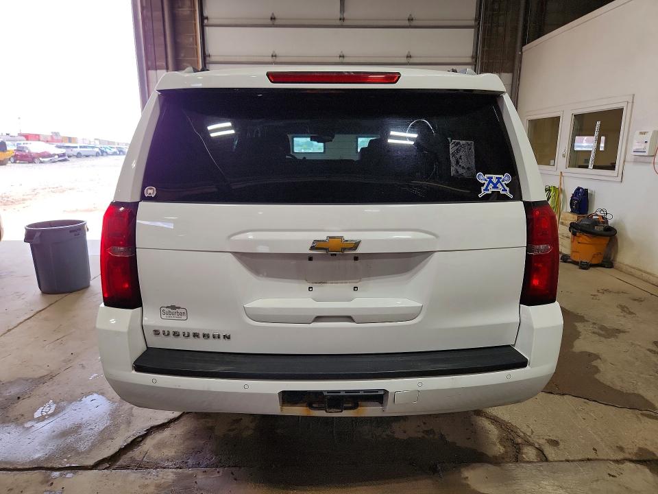 2015 Chevrolet Subrbn1500 მანქანა იყიდება აუქციონზე, vin: 1GNSKJKC7FR520692, აუქციონის ნომერი: 60331286