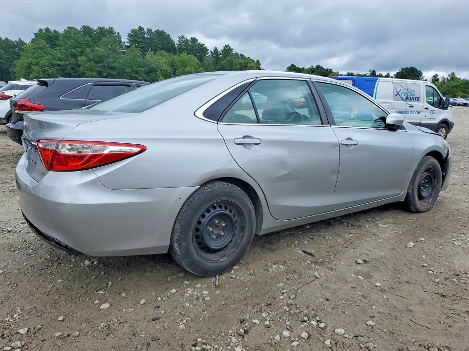 Aukcja sprzedaży 2015 Toyota Camry, vin: 4T4BF1FK0FR499777, numer aukcji: 62464756