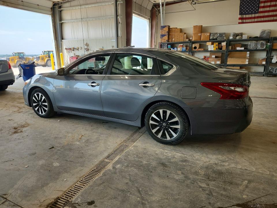Продажа на аукционе авто 2018 Nissan Altima, vin: 1N4AL3AP0JC198223, номер лота: 62446216