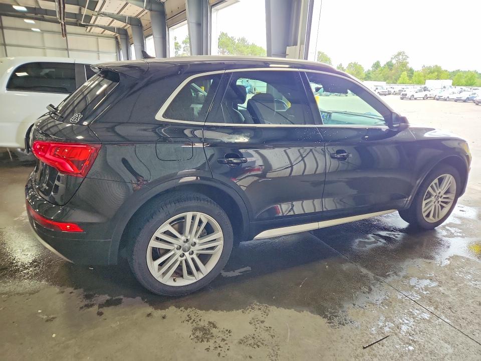 2020 Audi Q5 მანქანა იყიდება აუქციონზე, vin: WA1BNAFYXL2031840, აუქციონის ნომერი: 61742666