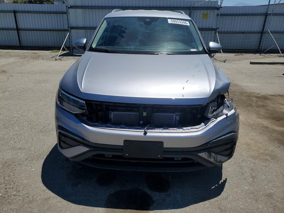 59953346 :رقم المزاد ، 3VV3B7AX7RM134382 vin ، 2024 Volkswagen Tiguan مزاد بيع