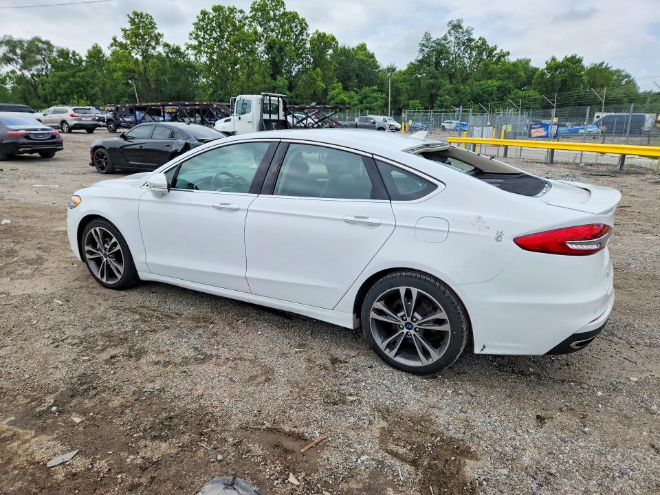 60314146 :رقم المزاد ، 3FA6P0D99LR176120 vin ، 2020 Ford Fusion مزاد بيع