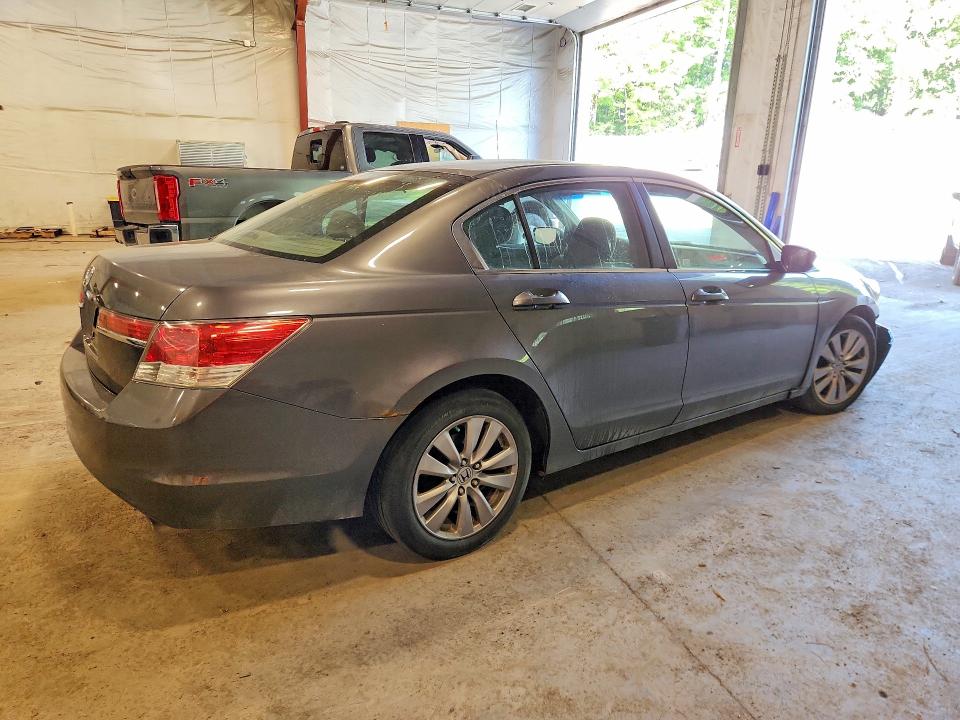Продаж на аукціоні авто 2011 Honda Accord, vin: 1HGCP2F70BA023995, номер лоту: 62352656