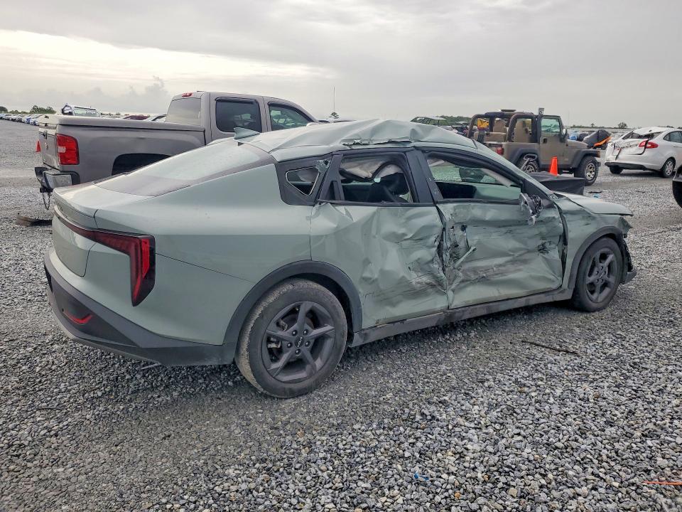 61198226 :رقم المزاد ، 3KPFT4DE7SE008962 vin ، 2025 Kia K4 مزاد بيع