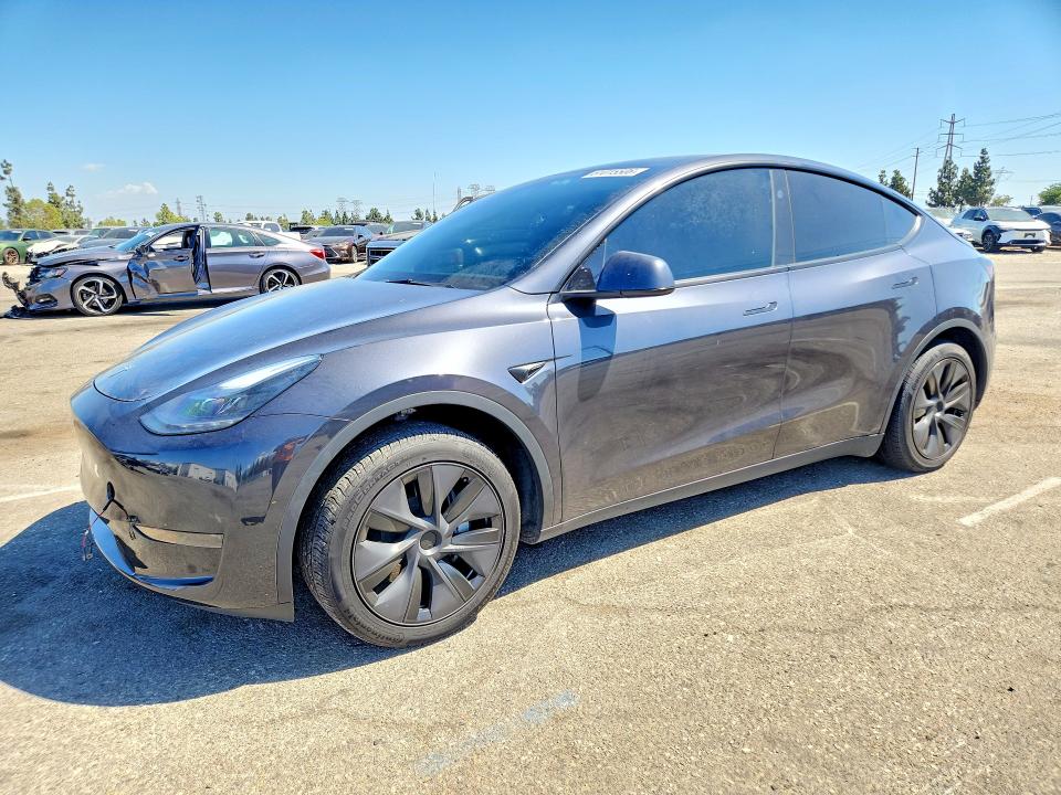 2025 Tesla Model Y მანქანა იყიდება აუქციონზე, vin: 7SAYGDED9SF250524, აუქციონის ნომერი: 61015506
