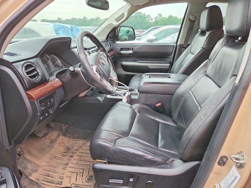 Продажа на аукционе авто 2017 Toyota Tundra, vin: 5TFHY5F1XHX583379, номер лота: 60584036