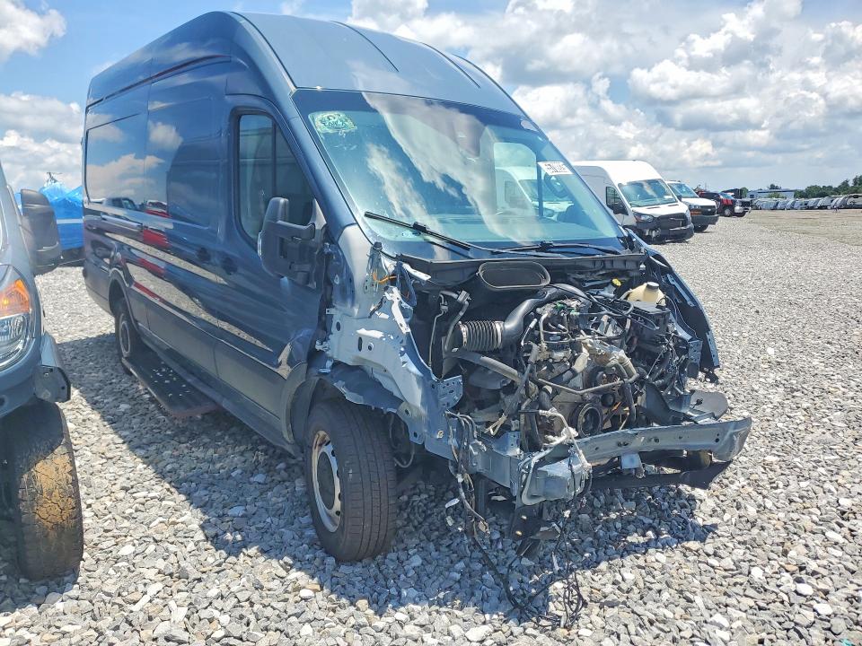 2022 Ford Transit მანქანა იყიდება აუქციონზე, vin: 1FTBR3X82NKA13825, აუქციონის ნომერი: 55708926