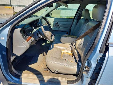 Auction sale of the 2004 Ford Crown Victoria, vin: 2FAFP74W44X128980, lot number: 63022376