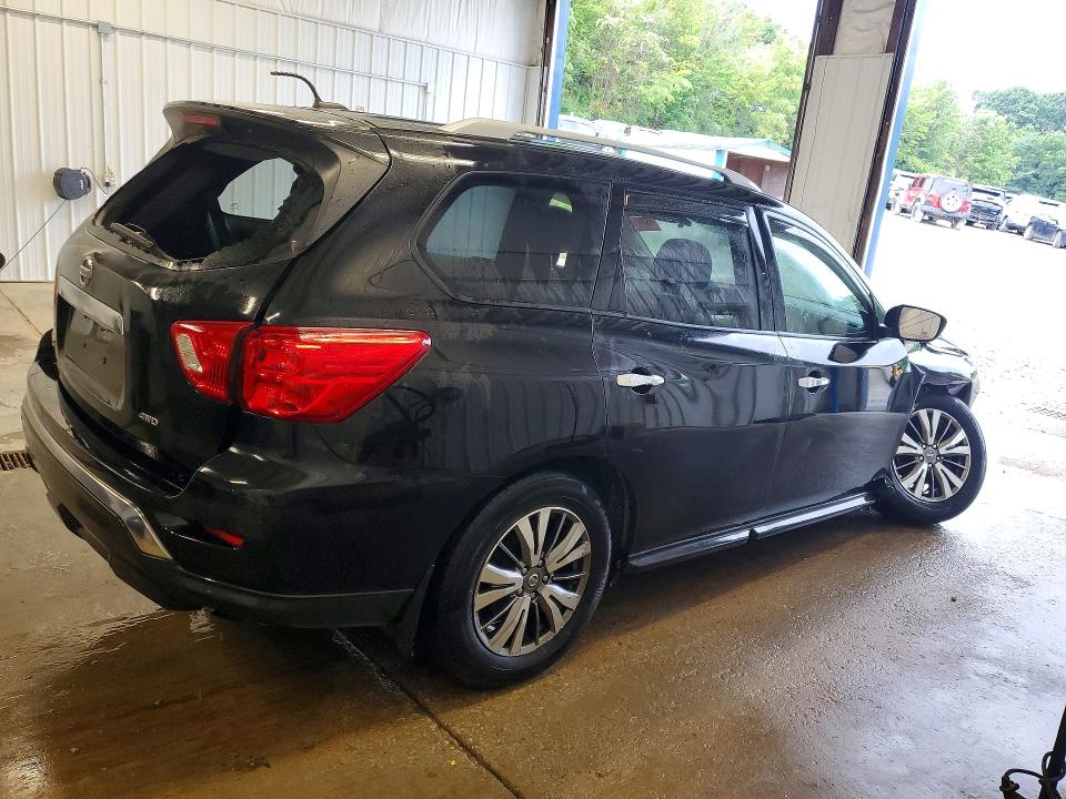 Продаж на аукціоні авто 2018 Nissan Pathfinder, vin: 5N1DR2MM2JC635720, номер лоту: 62039316