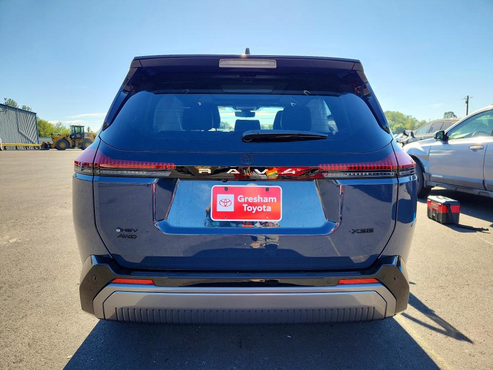 Продажа на аукционе авто 2026 Toyota Rav4, vin: JTM6CRAV4TJ009606, номер лота: 60767606