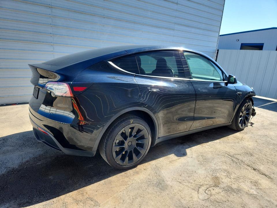 2022 Tesla Model Y მანქანა იყიდება აუქციონზე, vin: 7SAYGDEE9NF481940, აუქციონის ნომერი: 60135586